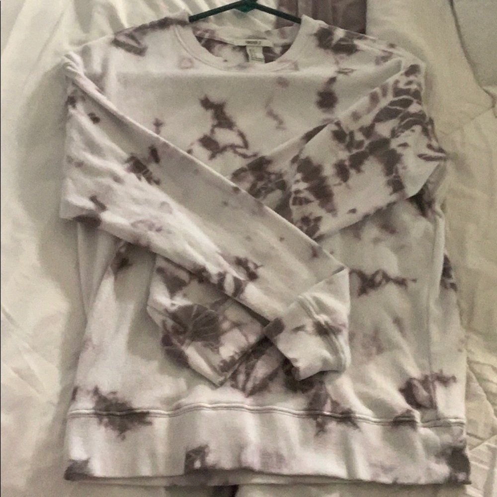 Marble purple, white, and grey pull over